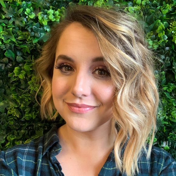 Meet your Posher, Cat - Picture 2 of 3